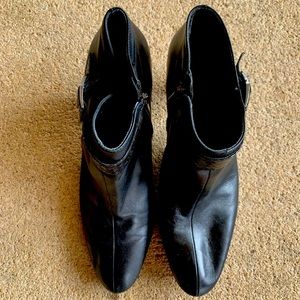 Bandolino Black Ankle Boots with Side Buckle